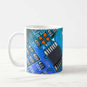 Mug Fermeture de la carte de circuits électroniques. a