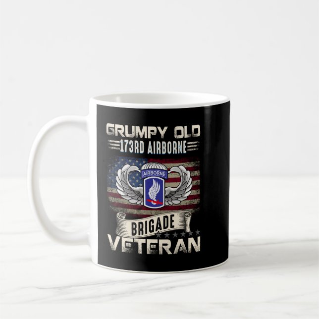 Mug Fier U.S Army 173e brigade aéroportée Grumpy Old V (Gauche)