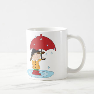 Mug Fille anglaise avec le parapluie sous la pluie