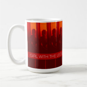Mug Fille avec une jambe de verre