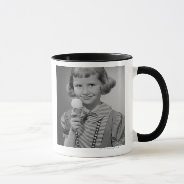 Mug Fille mangeant la crème glacée (Droite)