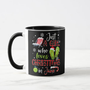 Mug Fille qui aime Noël en juin Santa Hat Funny