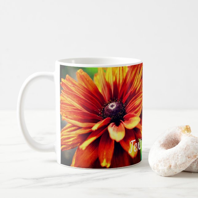 Mug Fleur de marguerite orange personnalisée (Avec donut)