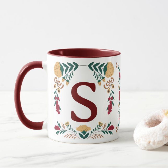 Mug Fleur d'or vert Bourgogne décorée Initiale (Avec donut)