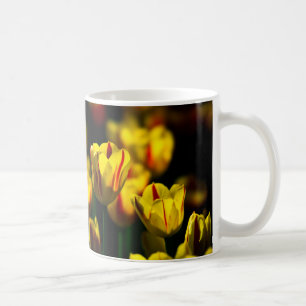 Mug Fleurs de tulipe jaune