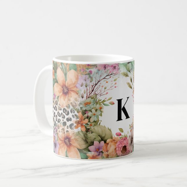 Mug Floral Empreinte de léopard monogramme (Devant gauche)