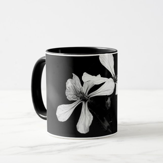 Mug floral noir et blanc minimal (Devant gauche)