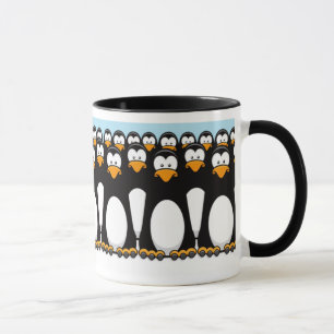Mug Foule des pingouins drôles de bande dessinée sur