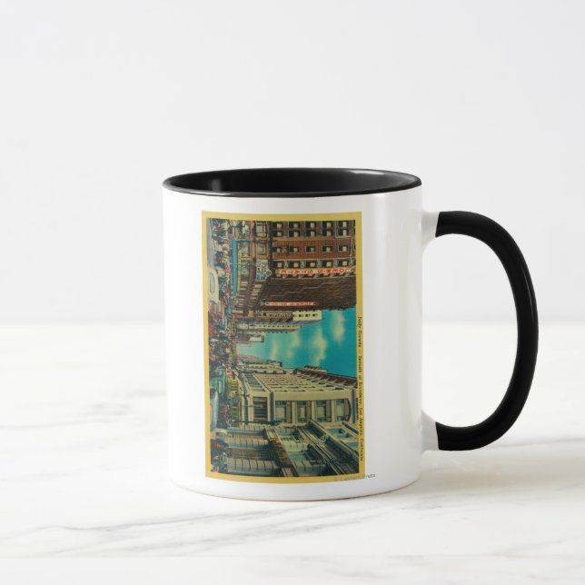 Mug Foules quotidiennes à la septième et à Broadway (Droite)