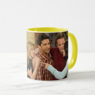 Mug FRIENDS™   Étreinte de Thanksgiving de la distribu