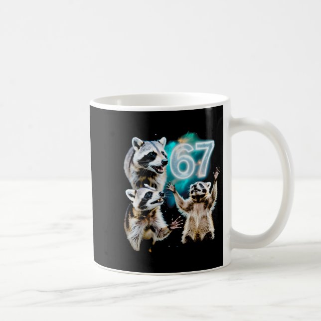 Mug Funny Chaotic Raccoon Howling At 67 Cosmic Six Sev (Droite)