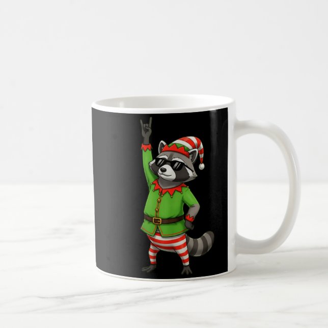 Mug Funny Christmas Raccoon Dressed As Elf With Sungle (Droite)
