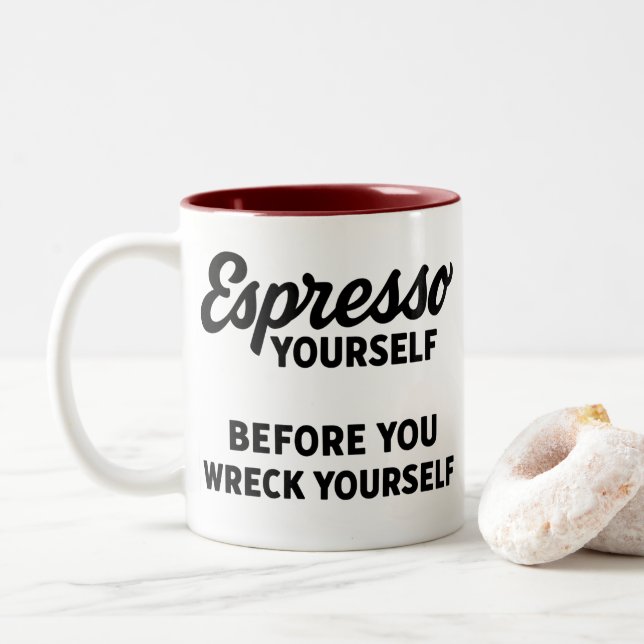 Mug – Funny Coffee Lover’s Cup for Caffeine Addict Zweifarbige Tasse (Mit Donut)