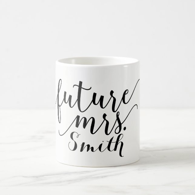 Mug FUTURE MRS. Nom personnalisé Personnalisé (Centre)