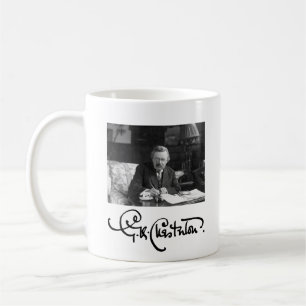 Mug G. K. Chesterton au travail