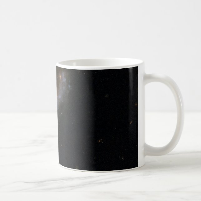 Mug Galaxie en interaction avec Hubble ESO 148-2 (Droite)