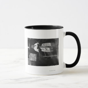 Mug Garçon en prière châle pendant le Nouvel An juif