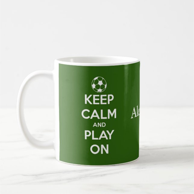 Mug Gardez le calme et le jeu sur vert et le blanc (Gauche)