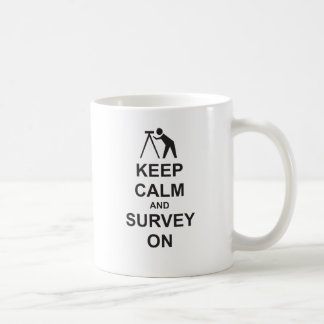 Mug Gardez le calme et l'examinez dessus