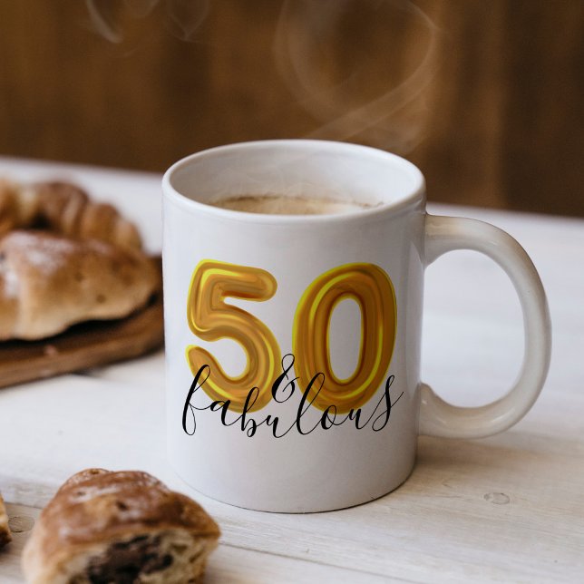Mug Gold 50 et fabuleuse fête d'anniversaire (Get ready to celebrate a new milestone with these 50 and fabulous party. This features 50 in a gold )