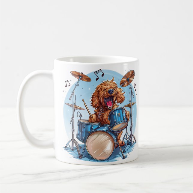Mug Goldendoodle Chien Jouant de la Batterie (Gauche)