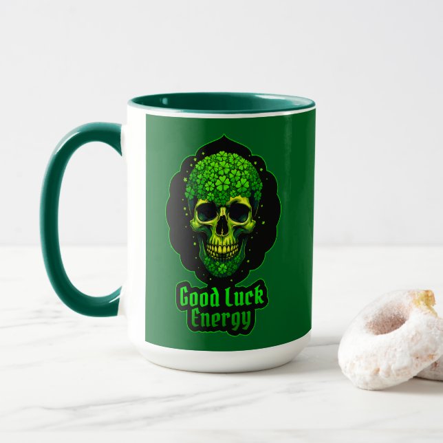 Mug Good Luck Energy Skull St Patrick’s Day - caneca (Avec donut)