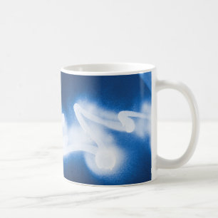 Mug Graffiti pulvérisé sur métal bleu