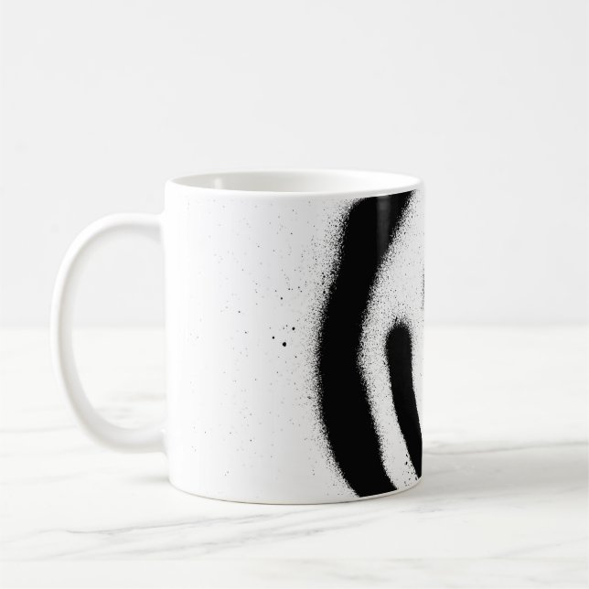 Mug graffiti visage souriant émoticon en noir sur blan (Gauche)