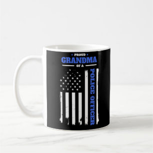 Mug Grand-maman fière d'un drapeau affligé de polici