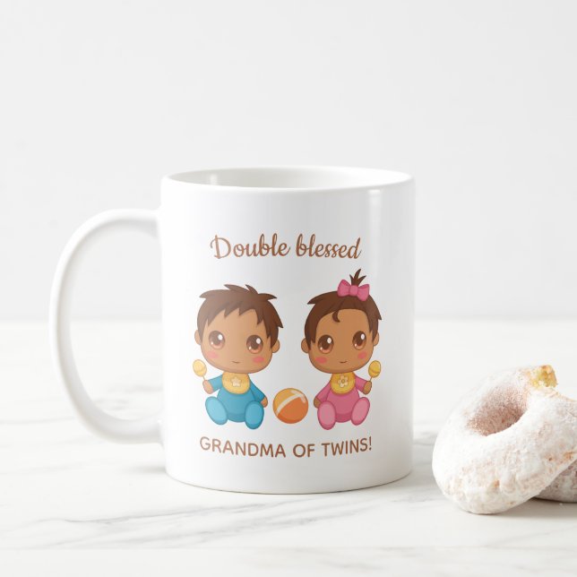 Mug Grand-mère de jumeaux bébé garçon et fille (Avec donut)