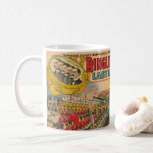 Mug Grande Parade Avec Des Hommes En Uniformes À Cheva