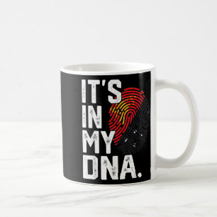 Mug Graphisme d'empreinte digitale du drapeau des raci