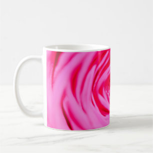 Mug gros rose Bud gros plan, avec effet de flou arrièr