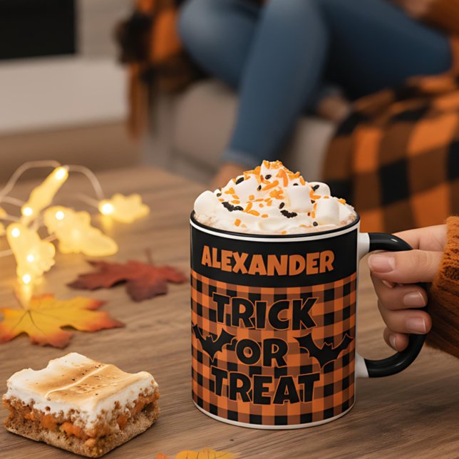 Mug Halloween Trick or Treat Orange & Black Plaid Name (Créateur téléchargé)