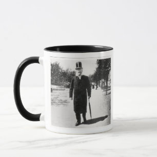 Mug Henrik Ibsen (1828-1906) à Oslo, 1896 (photo de