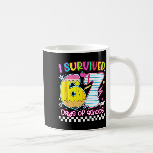Mug I Survived 67 Days Of School Funny Meme Boy Girl T (Droite)