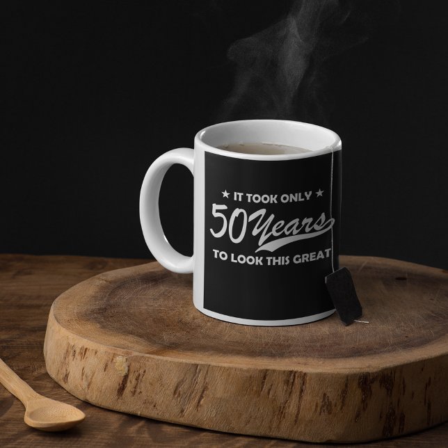 Mug Il A Fallu Seulement 50 Ans Pour Regarder Ce Super (Créateur téléchargé)