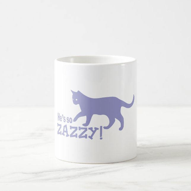 Mug Il est tellement Zazzy - Amoureux des chats (Centre)