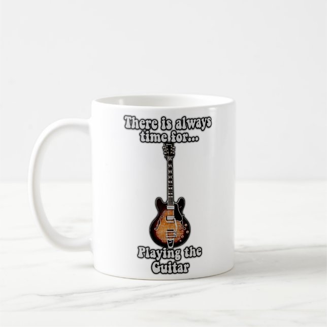 Mug Il est toujours temps de jouer de la guitare. rétr (Gauche)