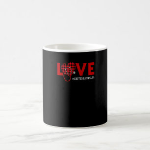 Mug Infirmière en soins intensifs à carreaux rouge cœu