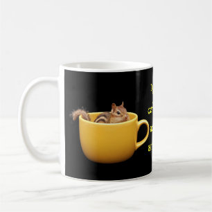 Mug intoxiqué de caféine fier