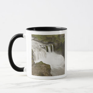 Mug Islande. La cascade de Hafragilsfoss en