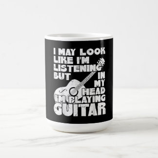 Mug J'Ai Peut-Être L'Air D'Écouter Mais Dans Ma Tête