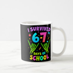 Mug J'ai survécu 67 jours de mains de squelette d'enfa