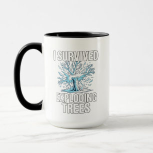 Mug J'ai survécu aux arbres explosifs tempête de neige