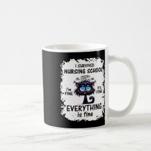 Mug J'ai survécu aux études de soins infirmiers 2025