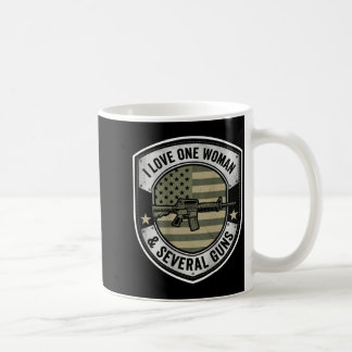 Mug J'aime une femme plusieurs armes mari drôle de pis