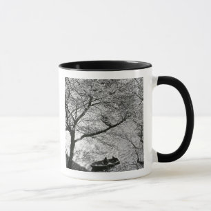 Mug Japon, Tokyo. Cerisiers en fleurs dans l'Impérial