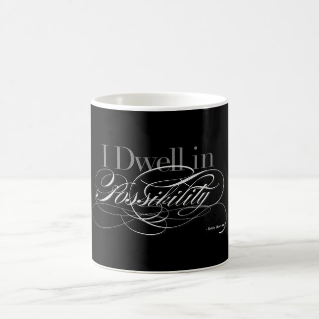 Mug Je demeure dans la possibilité - citation d'Emily (Centre)