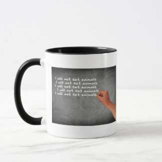 Mug Je ne mangerai pas d'animaux écrits sur le tableau